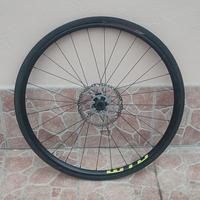 ruota anteriore boost WTB
