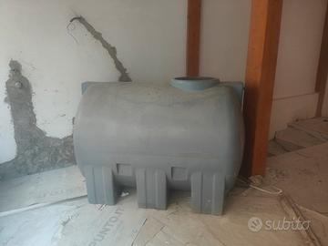 Serbatoio in polietilene da 1500 litri – usato