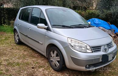 Renault Scenic anno 2005, II serie