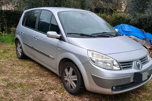 Renault Scenic anno 2005, II serie