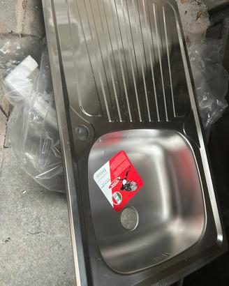 Piano lavandino nuovo