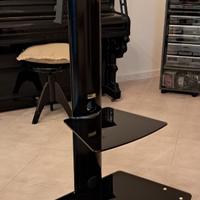 Arredamento porta tw e scrivania per Pc