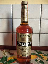 whisky - I. W. HARPER Gold Medal