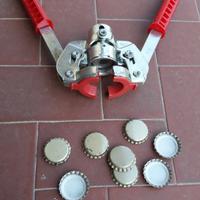 Tappatrice tappi a corona