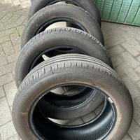 Gomme usate 215/55 R17 GoodYear