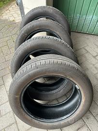 Gomme usate 215/55 R17 GoodYear