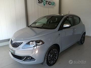 Lancia Ypsilon 1.2 69 CV 5 porte GPL Alberta ...