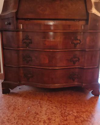 Mobili vari in legno massiccio 
