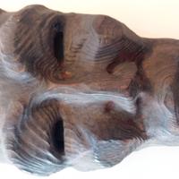 Maschera vintage in legno 