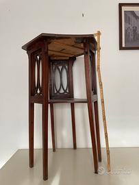 Tavolino in legno