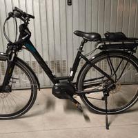 Bicicletta elettrica KTM pedalata assistita