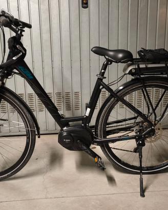 Bicicletta elettrica KTM pedalata assistita