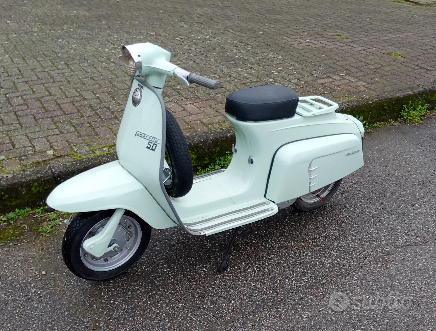 Lambretta J50 Lambretta Vendesi Lambretta J50 De Luxe Moto E