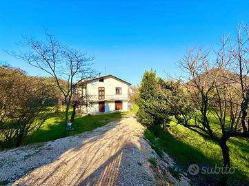 PORZIONE DI BIFAMILIARE A TEOLO