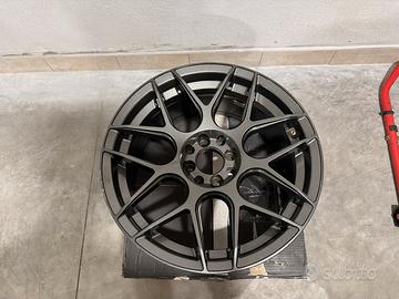 Japan racing jr18  17x8 et 25 4x100/108