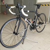 bici btwin caschetto e computer gps