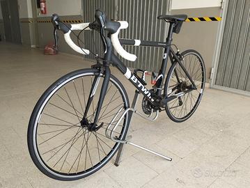 bici btwin caschetto e computer gps