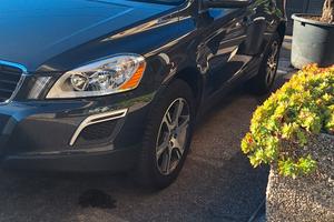 volvo xc60 d4 2.4 163 cv 4x4 automatica 