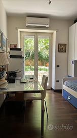 Metro Furio Camillo, Roma.Camera con bagno privato