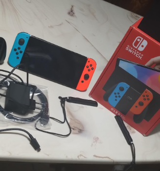 Nintendo Switch Oled Nuova