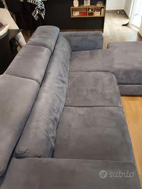 Divano con isola