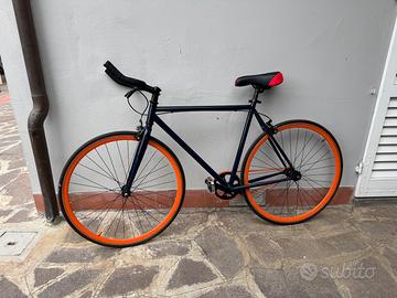 Bici scatto fisso o ruota libera