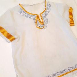 Camicetta manica corta bianca decorazioni batik