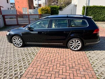 PASSAT VAR VII SERIE COMFORTLINE DSG 140 CV DIESEL