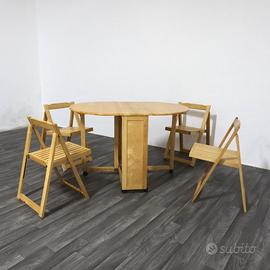 Set Tavolo E Sedie Richiudibile Design Scandinavo