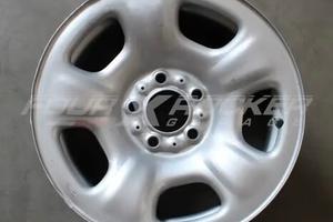 N°1 cerchio in ferro R16 Jeep