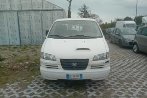Hyundai H-1 2.5 TDI DOPPIE RUOTE GEMELLATE CASSONA