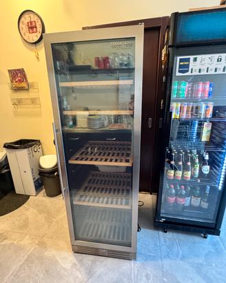 cantinetta refrigerata per vini