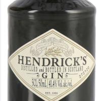 Bottiglia gin Hendricks vuota