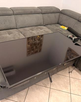 Samsung 65” 4K Smart TV UE65JU6400
