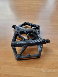 Pedali Bici Flat Neri Nuovi - Grip Top & Rifrangen