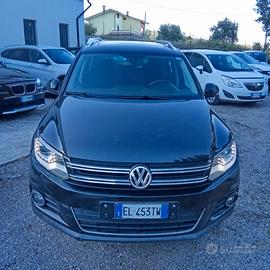 Volkswagen Tiguan 2.0 TDI 140 CV Sport 012