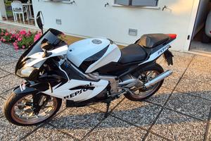 aprilia rs 125