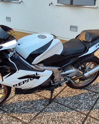 aprilia rs 125