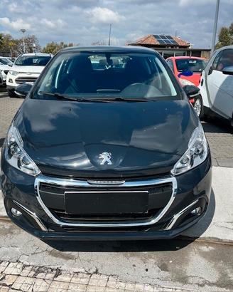 Peugeot 208 PureTech 82 5 porte Allure