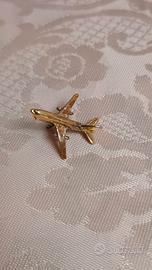 Collezioni Spilla pin aereo dorato Boeing argento 