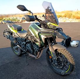 Benelli TRK 702X