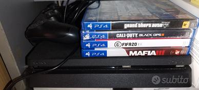 PlayStation 4 + 4 giochi