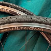 2 cerchi ULTEGRA SHIMANO + 2 copertoni SCHWALBE DU