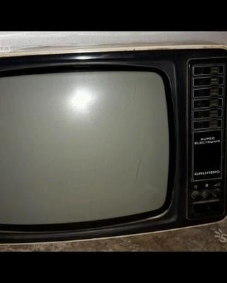 TV grundig antica
