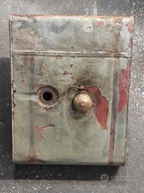 JEEP WILLYS MB EARLY SERBATOIO BENZINA TAPPO 