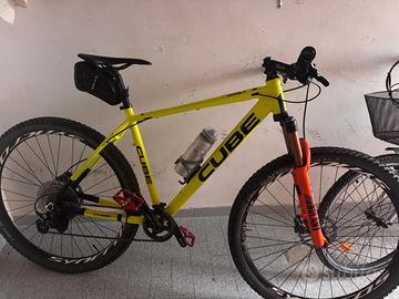 Bicicletta Mountain Bike MTB Cube