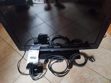 Samnsung TV 33 pollici + decoder