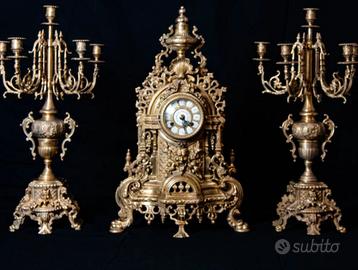 Orologio più candelabri