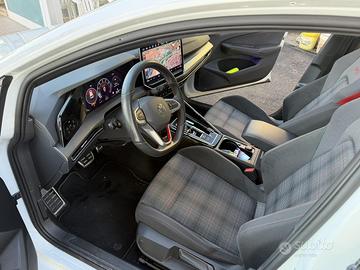 Golf GTI 8.5 2.0 TSI 265cv DSG-2025