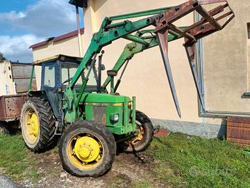 Trattore John deere 2140